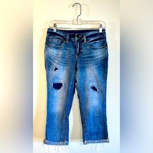 Time and Tru Jean Capri with Rolled Cuff and Rips with Patches Size 4